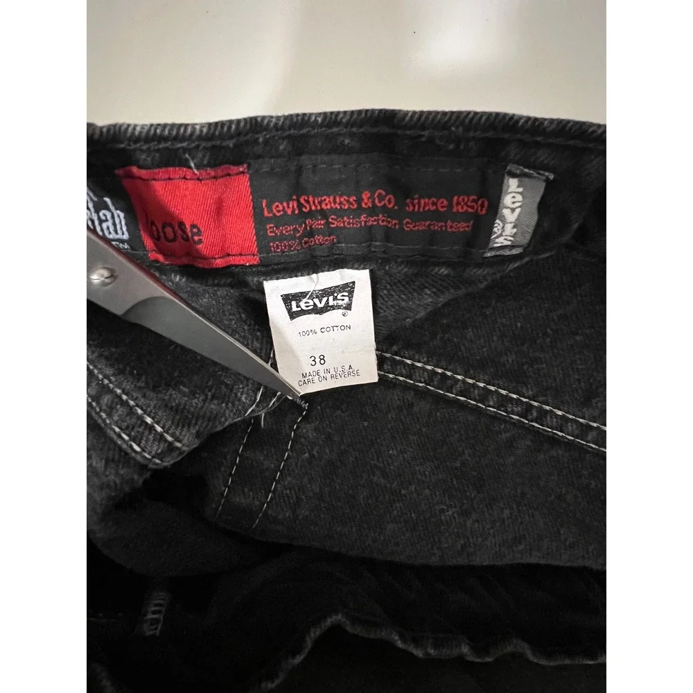 Vintage Levis SilverTab Loose Fit Black Denim Shorts Mens 38 Made in USA